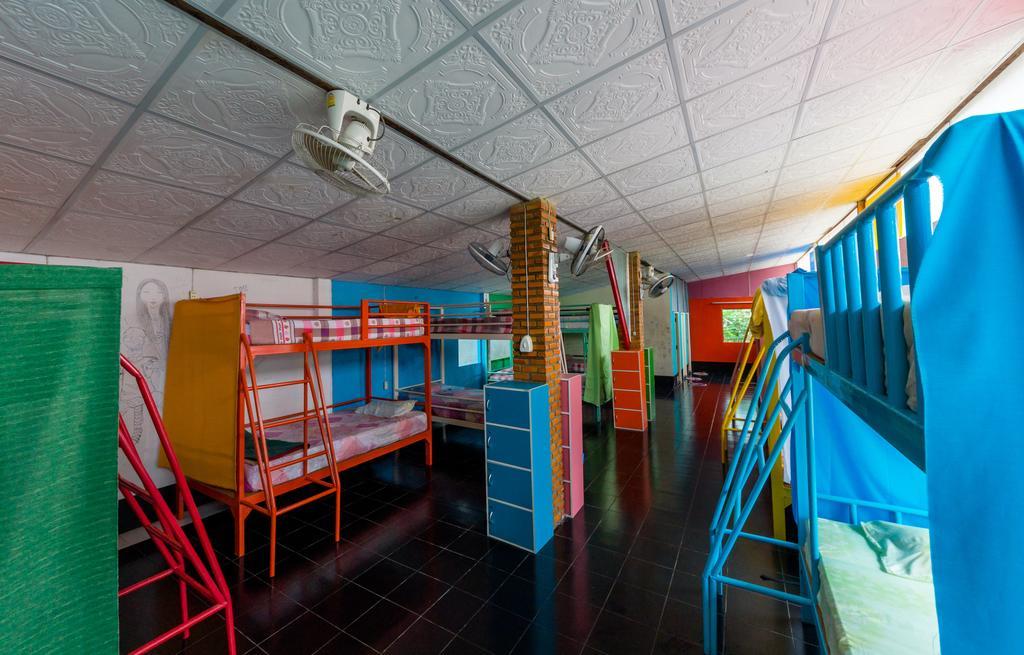 Funky Box Hostel Wiang Chiang Khong Quarto foto