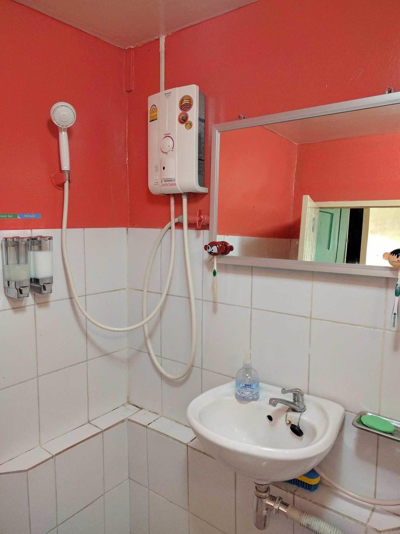 Funky Box Hostel Wiang Chiang Khong Exterior foto