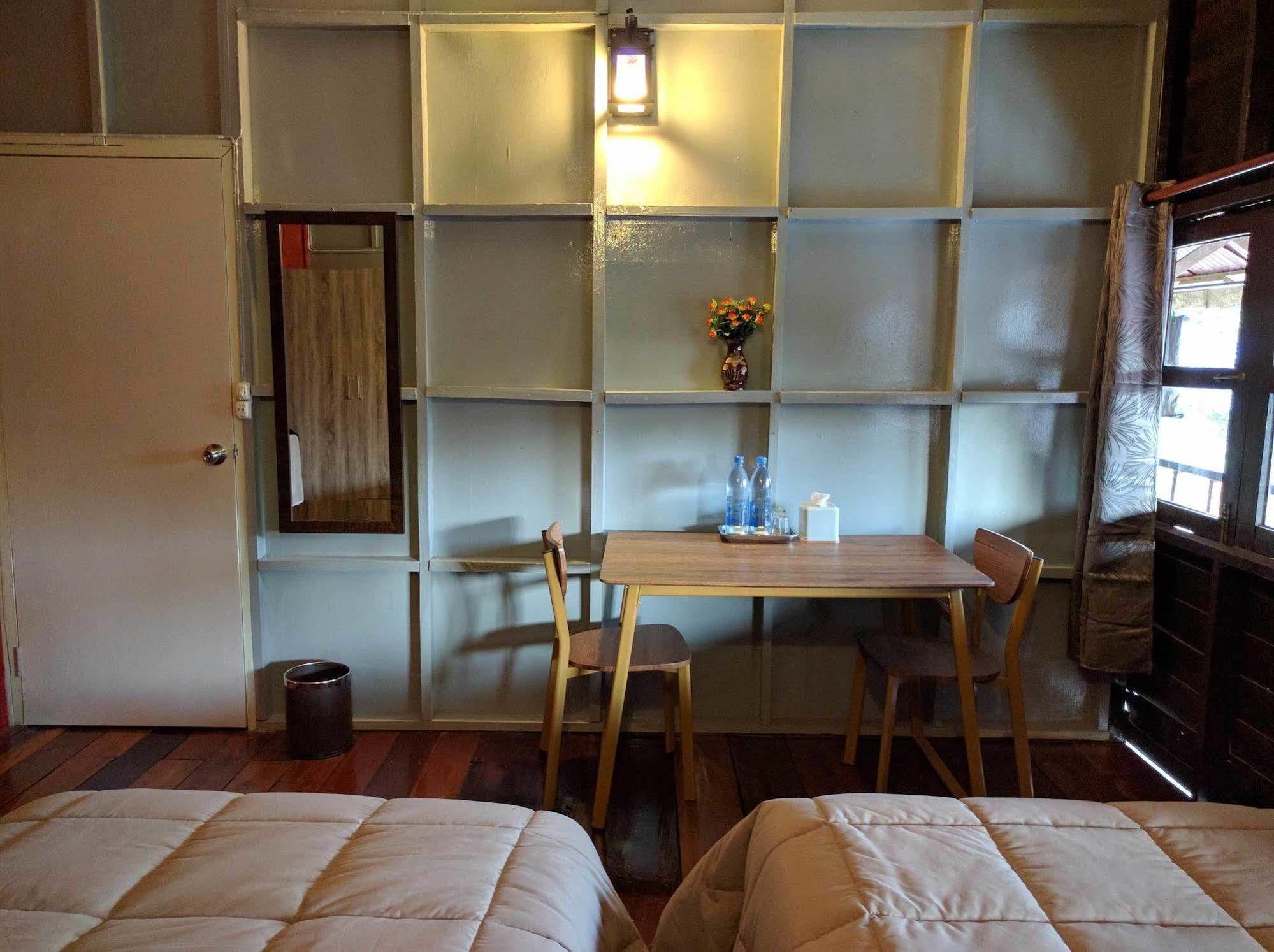 Funky Box Hostel Wiang Chiang Khong Exterior foto
