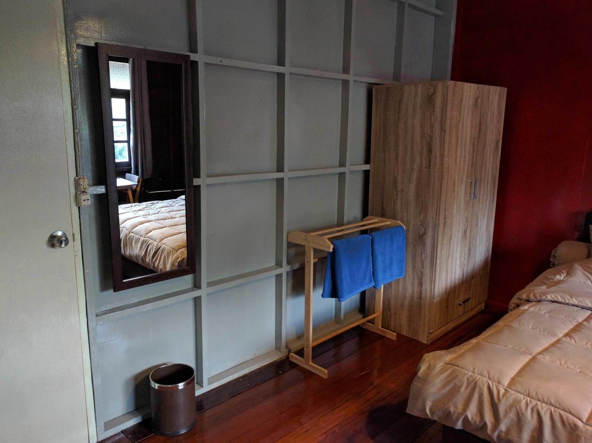 Funky Box Hostel Wiang Chiang Khong Exterior foto