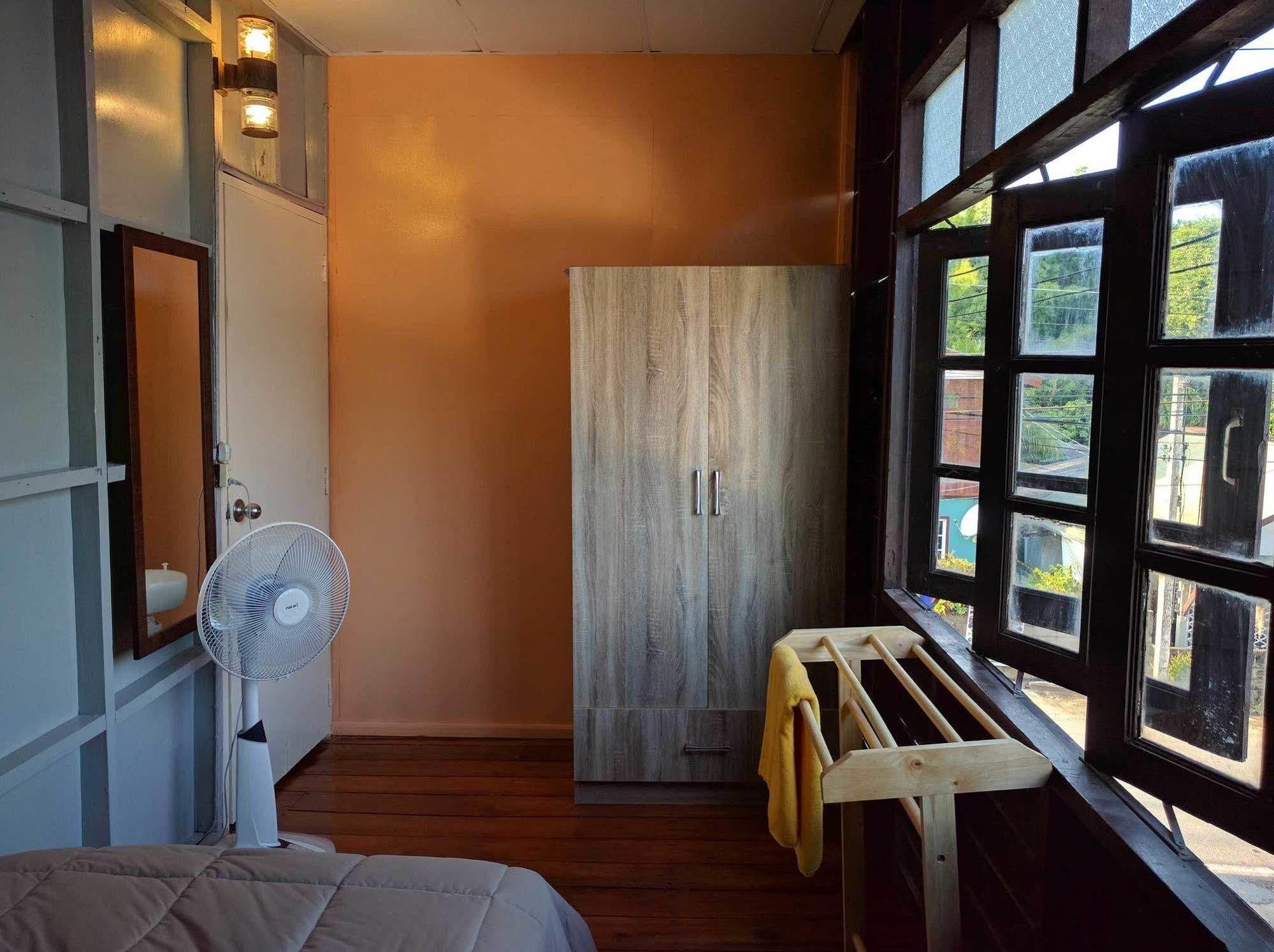 Funky Box Hostel Wiang Chiang Khong Exterior foto